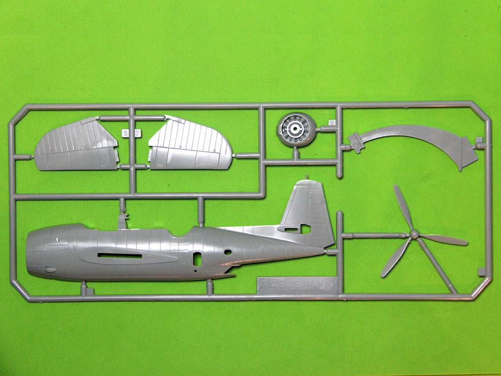 U.S. NAVY Torpedo Bomber TBF-1 - Image 5